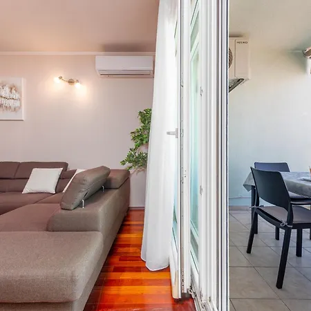 Apartment Matea With Terrace Zadar Exterior photo